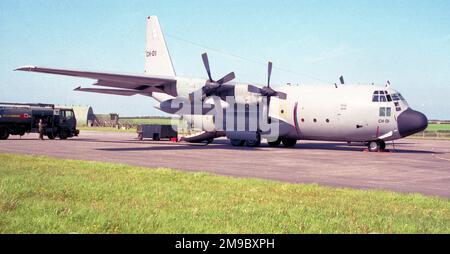 Force aerienne belge - Lockheed C-130H Hercules CH-01 (msn 4455), vom 15. Flügel, RAF St Mawgan am 10. September 1997. (Force Aerienne Belge - Belgische Luchtmacht - Belgische Luftwaffe). Stockfoto