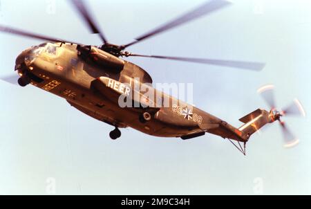 Heeresflieger - VFW-Sikorsky CH-53G 84+08 (msn V65-006, Modell S-65C-1), Heeresfliegerregiment 35 (Heeresflieger - Deutsche Armee Luftfahrt). Stockfoto