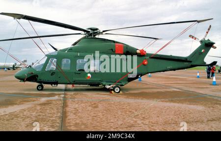 Aer Chor na heireann - AgustaWestland AW139 275 (msn 31059), vom 301. Geschwader, auf der Royal International Air Tattoo - RAF Fairford, 14. Juli 2007. (Aer Chor na heireann - Irish Air Corps) Stockfoto