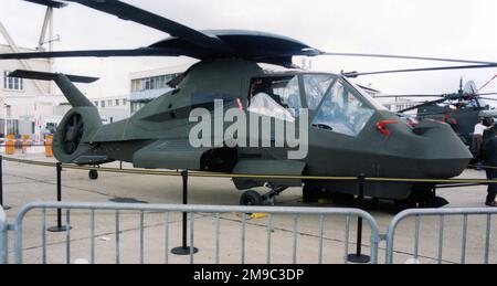 Boeing-Sikorsky RAH-66 Comanche 95-0001 (msn 2) auf der Pariser Flugmesse 1999 Stockfoto