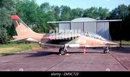 Force Aerienne Belge - Dassault/Dornier Alpha Jet 1B AT12 (msn B12-1036). (Force Aerienne Belge - Belgische Luftwaffe). Stockfoto