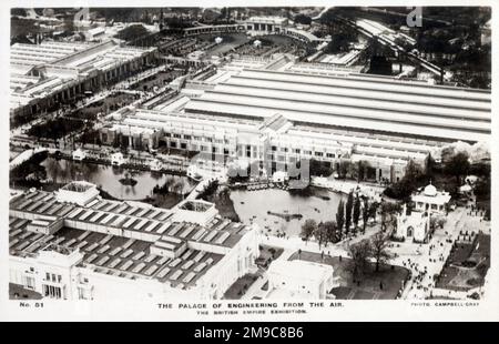 The British Empire Exhibition, eine Kolonialausstellung im Wembley Park, London, England vom 23. April bis 1. November 1924 und vom 9. Mai bis 31. Oktober 1925. Der Palast der Ingenieure. Aus der Luft gesehen. Stockfoto