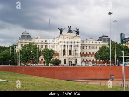 Madrid, Spanien - Mai 2018: Hauptgebäude des Ministerio de Agricultura (Ministerium für Landwirtschaft, Fischerei und Ernährung) in der Nähe von Atocha Stockfoto