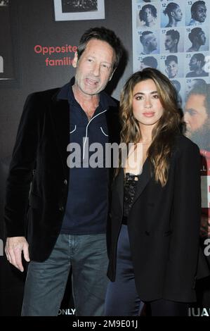 Los Angeles, Kalifornien. 17. Januar 2023. David Duchovny, Monique Pendleberry At Arrivals for YOU PEOPLE Premiere, Regency Village Theater, Los Angeles, CA 17. Januar 2023. Kredit: Elizabeth Goodenough/Everett Collection/Alamy Live News Stockfoto