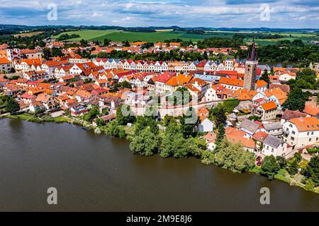 Aus der Vogelperspektive des UNESCO-Weltkulturerbes, historisches Zentrum von Telc, Tschechische Republik Stockfoto