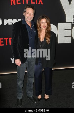 Los Angeles, USA. 17. Januar 2023. David Duchovny & Monique Pendleberry bei der Premiere von Netflix's „You People“ im Regency Village Theatre. Bildnachweis: Paul Smith/Alamy Live News Stockfoto