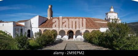 Das Äußere des Ermita Nuestra Señora Del Ara in der Nähe von Fuente del Arco in Badajoz, Spanien Stockfoto