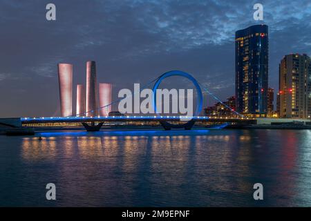 Lusail Plaza 4 Tower. Al Saad Tower Lusail Boulevard neu entwickelte Stadt Katar. Lusail-Brücke Stockfoto