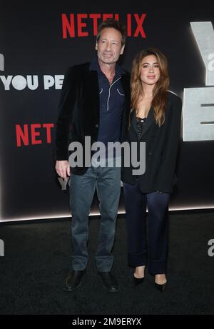 David Duchovny, Monique Pendleberry, am 17. Januar 2022 bei Los Angeles Premiere von Netflix's „You People“ im Regency Village Theatre in Los Angeles, Kalifornien, USA. Foto: Fati Sadou/ABACAPRESS.COM Stockfoto