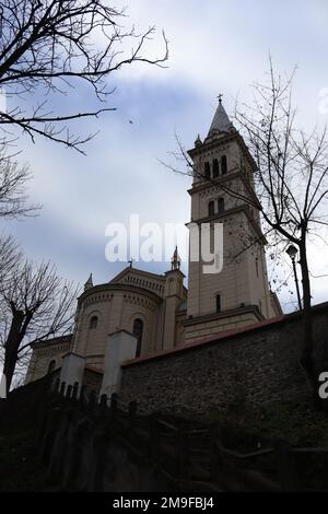 Klosterkirche in Sighisoara, verewigt in verschiedenen Winkeln Stockfoto