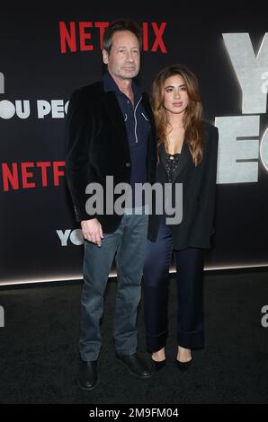 17. Januar 2023 – Los Angeles, Kalifornien – David Duchovny, Monique Pendleberry. Los Angeles Premiere von Netflix's „You People“ im Regency Village Theatre in Los Angeles. NUR REDAKTIONELLE VERWENDUNG! Nicht für kommerzielle ZWECKE! Stockfoto