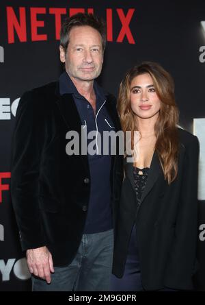 17. Januar 2023 – Los Angeles, Kalifornien – David Duchovny, Monique Pendleberry. Los Angeles Premiere von Netflix's „You People“ im Regency Village Theatre in Los Angeles. Stockfoto