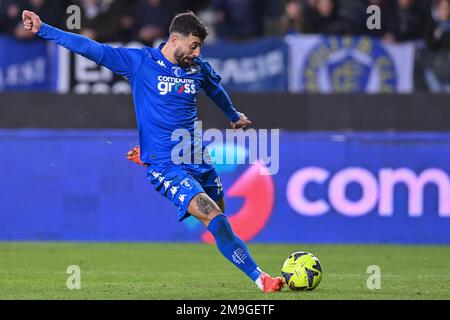 Empoli, Italien. 16. Januar 2023. Francesco Caputo (Empoli FC) während des Spiels Empoli FC vs UC Sampdoria, italienisches Fußballspiel Serie A in Empoli, Italien, Januar 16 2023 Kredit: Independent Photo Agency/Alamy Live News Stockfoto