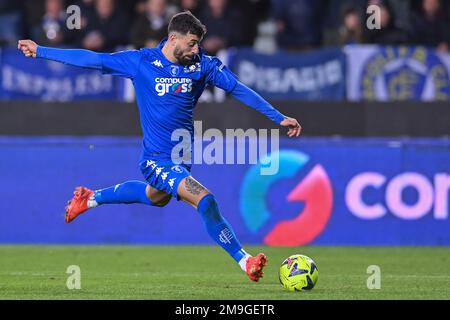 Empoli, Italien. 16. Januar 2023. Francesco Caputo (Empoli FC) während des Spiels Empoli FC vs UC Sampdoria, italienisches Fußballspiel Serie A in Empoli, Italien, Januar 16 2023 Kredit: Independent Photo Agency/Alamy Live News Stockfoto