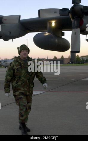 011011-F-5171M-027. Basis: Minneapolis-St Paul IAP/Ars Bundesstaat: Minnesota (MN) Land: Szene der Vereinigten Staaten von Amerika (USA) Hauptkommando gezeigt: AMC Stockfoto