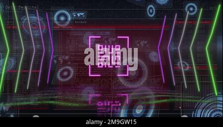 Bild des qr-Codes über Scope-Scans und Datenverarbeitung auf schwarzem Hintergrund Stockfoto