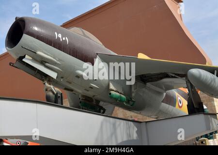 Kairo, Ägypten, Januar 7 2023: UdSSR MIG 17 F Fighter Interceptor Aircraft used in October 1973 war from the Egyptian National Military Museum in Cairo Stockfoto