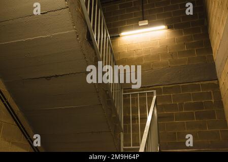 Nottreppen in einer Fabrik Stockfoto