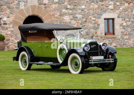 Seitenansicht des 1926 Packard Acht Touring-Autos für 243 7 Passagiere Stockfoto