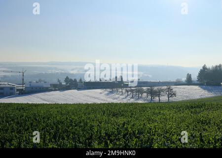 Blick in den Heckengaeu bei Weissach im Winter Stockfoto