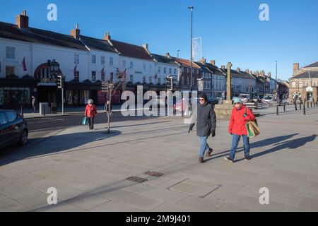 Die Nordseite der High Street Northallerton North Yorkshire England im Winter Stockfoto