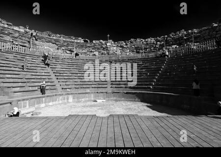 Blick auf das Westtheater von Umm Qais, Jordanien, Naher Osten Stockfoto