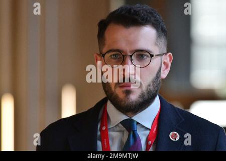 Edinburgh Scotland, UK 18. Januar 2023 Paul Sweeney im Schottischen Parlament. Live-Nachrichten von sst/alamy Stockfoto