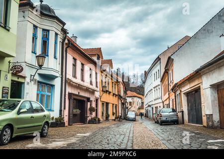 Trebic, Tschechische Republik - 28. Dezember 2022: Altes historisches jüdisches Viertel, das im 17. Jahrhundert gegründet wurde und auf der UNESCO-Liste des Weltkulturerbes steht Stockfoto
