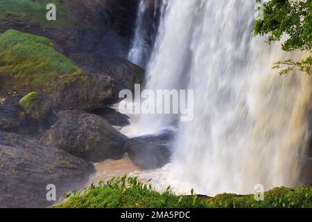 Elefantenwasserfall in Vietnam Stockfoto