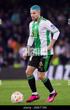 Sevilla, Spanien. 18., Januar 2023. Aitor Ruibal (24) von Real Betis während des Spiels Copa del Rey zwischen Real Betis und Osasuna im Estadio Benito Villamarin in Sevilla gesehen. (Foto: Gonzales Photo - Jesus Ruiz Medina). Stockfoto