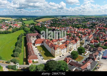 Aus der Vogelperspektive vom Südwesten, Residenz Ellingen mit Ellingen Manor und Ellingen Castle Brewery, erbaut 1708-1760, hohes Barock, Schloss, Teutonischer Orden Stockfoto