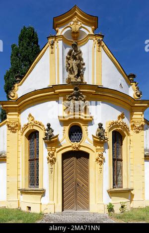 Zentrale Fassade Maria Hilf Kapelle, erbaut 1731, Barock, Ellingen, Franken-Seenviertel, Mittelfrankreich, Franken, Bayern, Deutschland Stockfoto