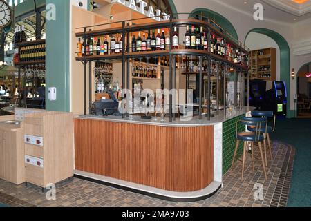 Nevada, USA 4. September 2021 Blick auf die lebhafte Bar Eataly Las Vegas im Park MGM Stockfoto