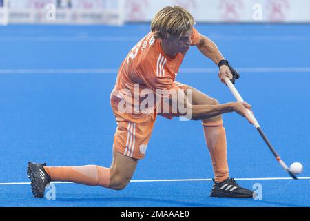 BHUBANESWAR - Justen Blok (NED) während des Spiels Niederlande gegen Chile bei der Hockey-Weltmeisterschaft in Indien. AP WILLEM VERNES Stockfoto