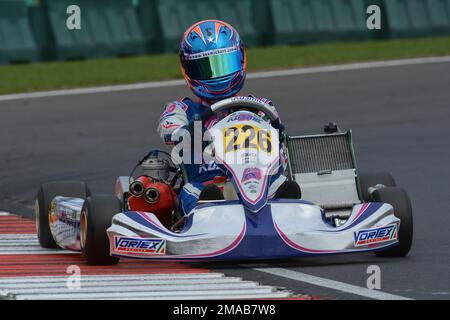 Felipe Drugovich Roncato ist ein brasilianisch-italienischer Rennfahrer und 2022 FIA Formel 2 Champion bei MP Motorsport. Stockfoto