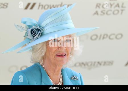 14.06.2022, Großbritannien, Windsor, Ascot - Porträt von H. H. H. Camilla, Herzogin von Cornwall. 00S220614D393CAROEX.JPG [MODELLVERSION: NEIN, MODELLVERSION: N Stockfoto
