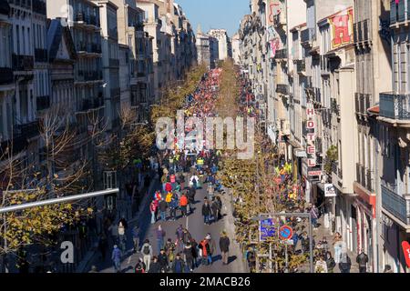 Gredab / Le Pictorium - Demonstration gegen die Rentenreform - 19/1/2023 - Frankreich / Bouches-du-Rhone / Marseille - Demonstration gegen die Rentenreform in Marseille, die von allen Gewerkschaften gefordert wurde. Stockfoto