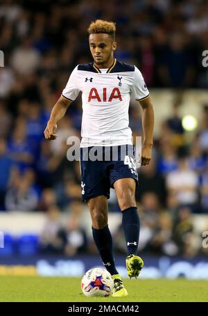 Aktenfoto von 21-09-2016 von Tottenham Hotspur's Anton Walkes. Der ehemalige Tottenham- und Portsmouth-Verteidiger Anton Walkes ist im Alter von 25 Jahren gestorben. Ausgabedatum: Donnerstag, 19. Januar 2023. Stockfoto