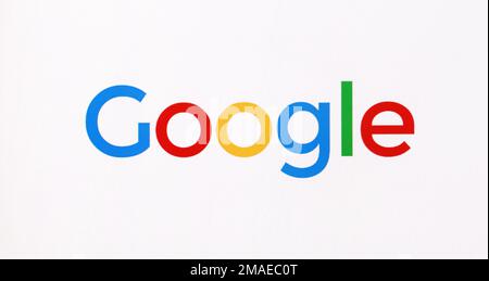 Chisinau, Moldau 16. November 2016: Google-Logo auf pc-Bildschirm. Google IT ist die größte Internet-Suchmaschine im Besitz von Google Inc Stockfoto