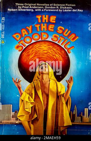 The Day the Sun Stand still - drei Original Novellas of Science Fiction - 1972 von Poul Anderson, Robert Silverberg Stockfoto