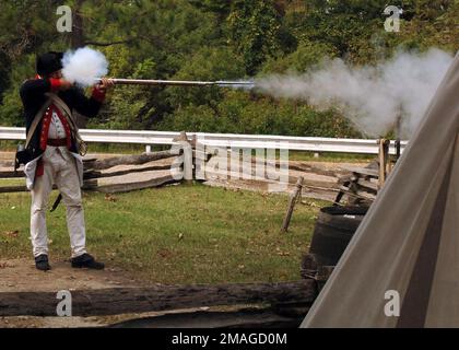 061019-N-4821D-693. Basis: Yorktown State: Virginia (VA) Country: United States of America (USA) Szene Major Command gezeigt: YORKTOWN Stockfoto