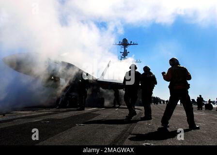 070123-N-3729H-131. Basis: USS John C. Stennis (CVN 74) Stockfoto