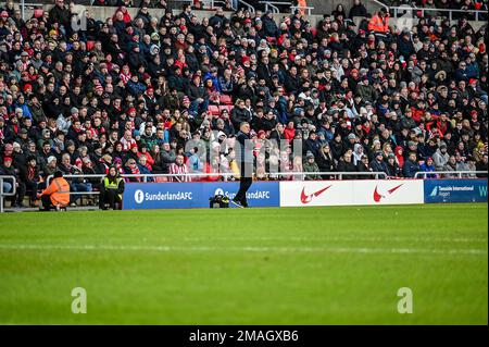 Tony Mowbray, AFC-Manager bei Sunderland, sieht zu, wie seine Seite bei der EFL-Meisterschaft Swansea City gegenübersteht. Stockfoto