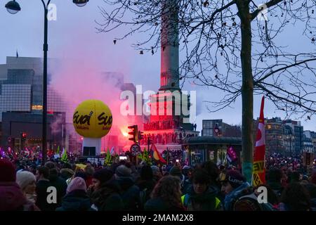 Paris, Frankreich, 19/01/2023. Streikende demonstrieren in Paris gegen die Rentenreform der Regierung. Pierre Galan/Alamy Live News Stockfoto