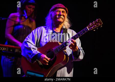 Mailand, Italien. 11. September 2018. David Crosby, Byrds und Crosby, Stills & Nash Mitbegründer, tritt live im Teatro Dal Verme in Mailand auf. Sänger und Songwriter David Crosby stirbt für 81 Credit: SOPA Images Limited/Alamy Live News Stockfoto