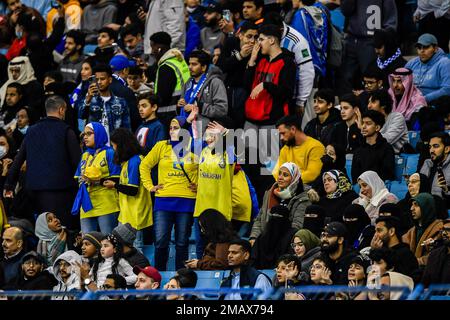 Fans und Fans besuchen am 19. Januar 2023 den Riyadh Season Cup, ein Fußballspiel zwischen den Riyadh All-Stars und Paris Saint-Germain, im King Fahd Stadium in Riyadh, Königreich Saudi-Arabien. Foto: Balkis Press/ABACAPRESS.COM Stockfoto