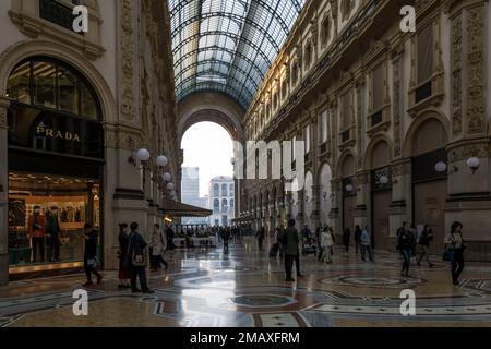 Architektonische Details der Galleria Vittorio Emanuele II, Italiens älteste aktive Einkaufsgalerie und ein wichtiges Wahrzeichen der Stadt Mailand Stockfoto