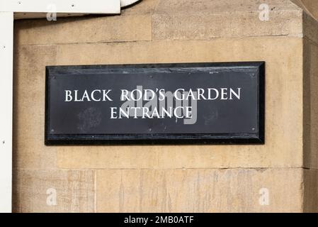 Eingang zum Black Rod's Garden zu den Houses of Parliament, Westminster, London, Großbritannien Stockfoto