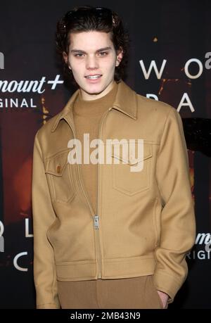 19. Januar 2023 - Los Angeles, Kalifornien - Vince Mattis. Los Angeles Premiere des „Wolf Pack“ von Paramount+ im Harmony Gold in Los Angeles. (Kreditbild: © FS/AdMedia via ZUMA Press Wire) NUR REDAKTIONELLE VERWENDUNG! Nicht für den kommerziellen GEBRAUCH! Stockfoto