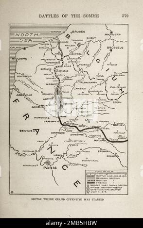 Schlacht im Somme-Sektor, in dem die große Offensive begann, nach dem Buch The Story of the Great war; die vollständigen historischen Aufzeichnungen der Ereignisse bis dato VON REYNOLDS, Francis Joseph, 1867-1937; Churchill, Allen Leon; Miller, Francis Trevelyan, 1877-1959; Wood, Leonard, 1860-1927; Knight, Austin Melvin, 1854-1927; Palmer, Frederick, 1873-1958; Simonds, Frank Herbert, 1878-; Ruhl, Arthur Brown, 1876. Band V Veröffentlicht 1916 Stockfoto